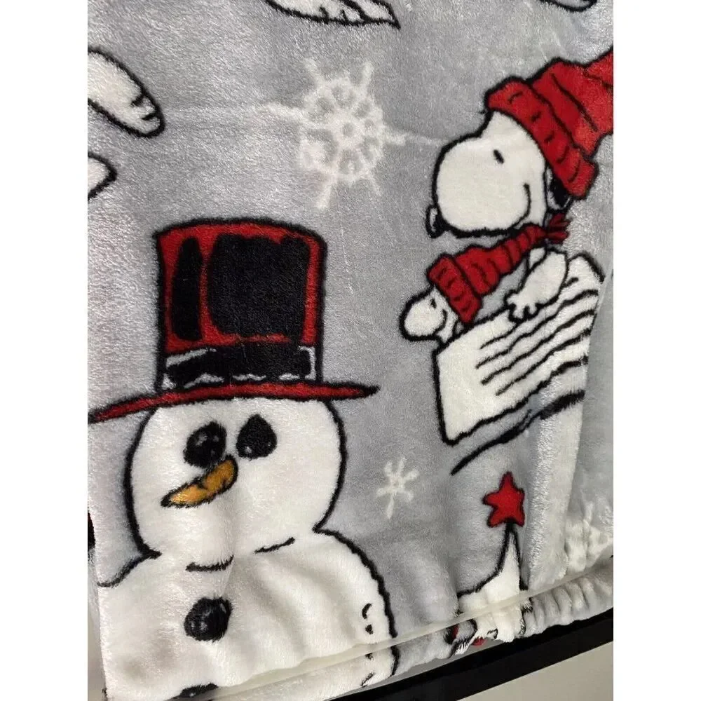 Peanuts Snoopy Snowman Throw Blanket Christmas Tree Snow Skiing‎ Ice Skating NEW